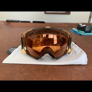 Oakley women’s goggles
